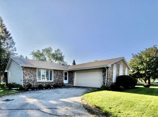 3733 Flambeau Dr, Rockford, IL 61114