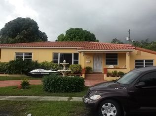 70 W 62nd St, Hialeah, FL 33012