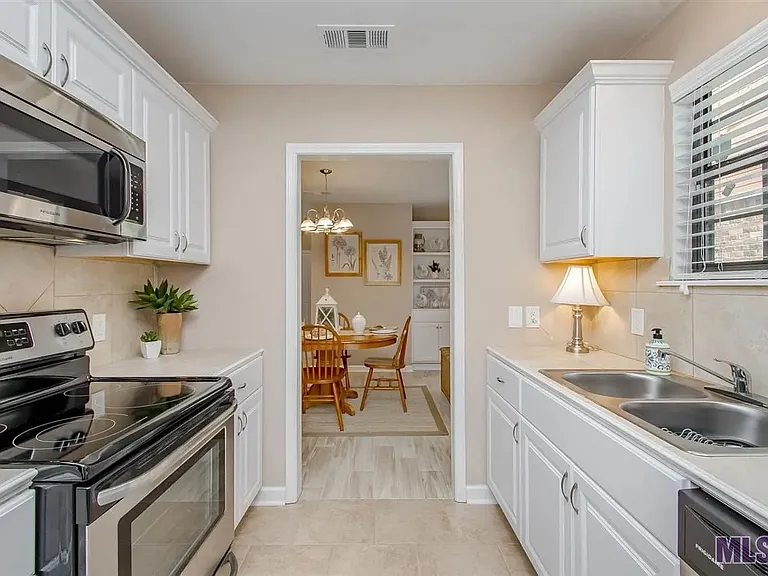 5245 Cumberland Cove Dr — Photo 10