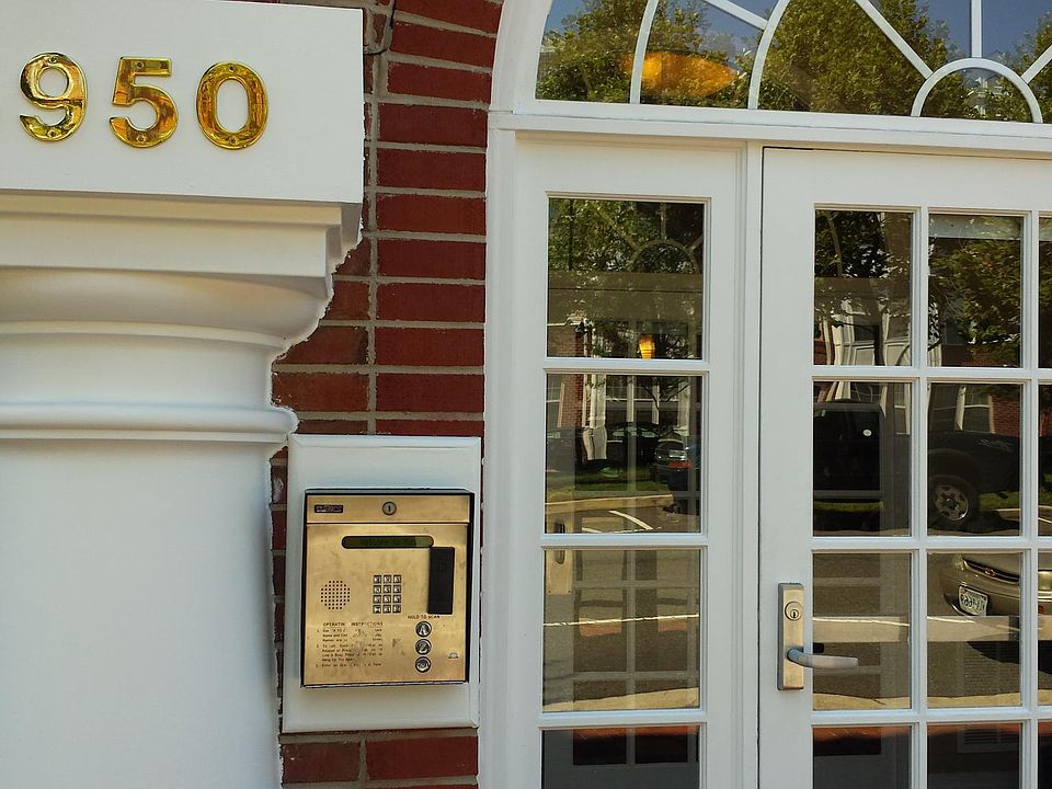 1st image of 4950 Brenman Park Dr #2XX
