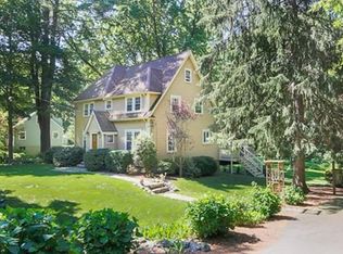 46 Grove St, Topsfield, MA 01983