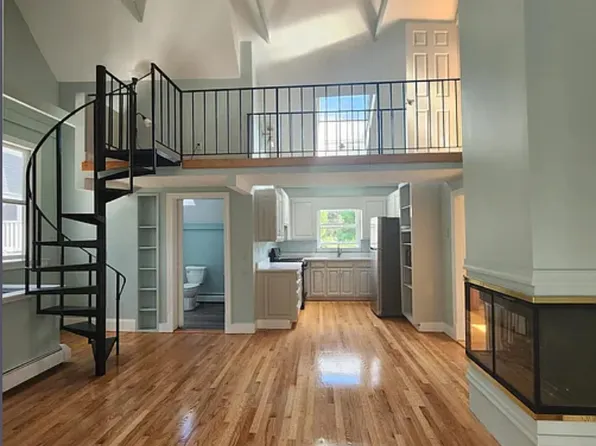 45 Hollis Ave #1R, Braintree, MA 02184