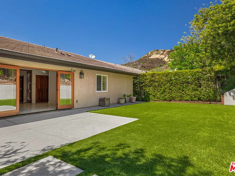 17309 Avenida De La Herradura — Photo 32