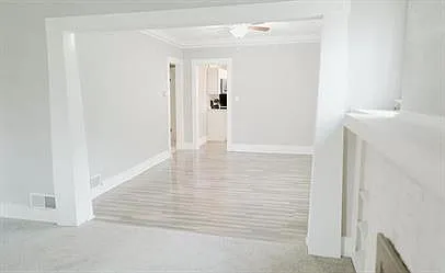 2723 Newport Ave — Photo 8