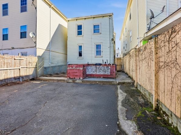 $589,000