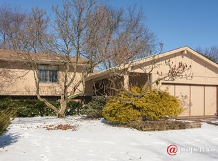 16 E Garden Ave, Palatine, IL 60067
