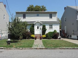 49 Raritan Ave, Staten Island, NY 10304