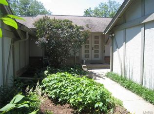 2123 Mason Green Dr, Ballwin, MO