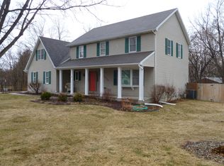 17974 Viola Ct, Granger, IN 46530