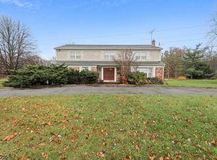 48 Wingate Dr, Livingston, NJ 07039