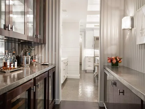 30 East 71st Street image 8 of 18