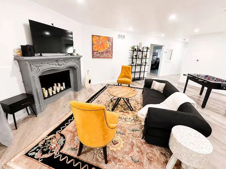 4 bed, 1700 sqft, $9,000 — Photo 3