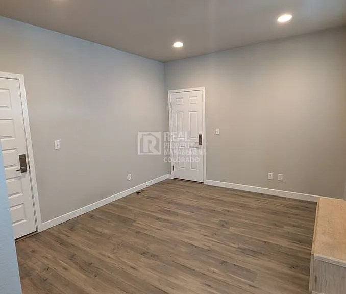 2378 S Troy Ct — Photo 19