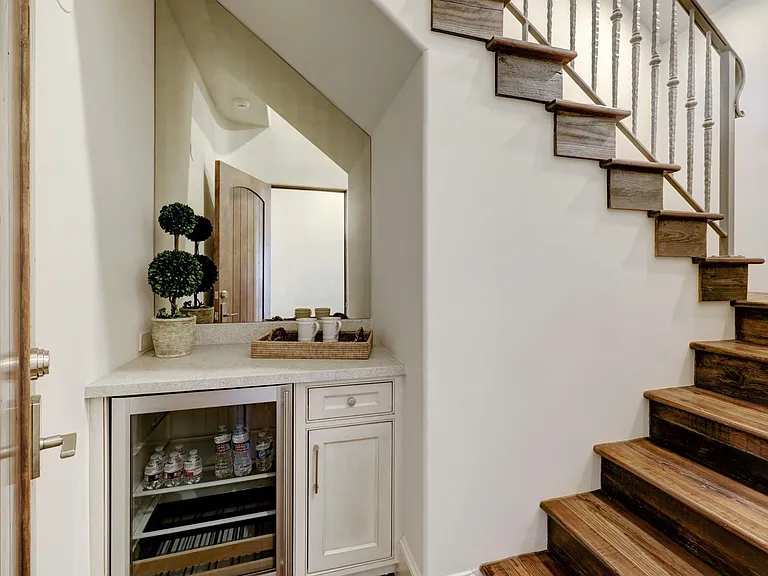 5610 Lynbrook Dr — Photo 38