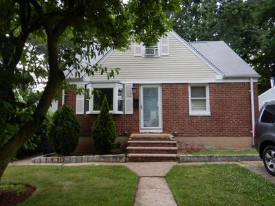 95 Dudley Dr, Bergenfield, NJ, 07621
