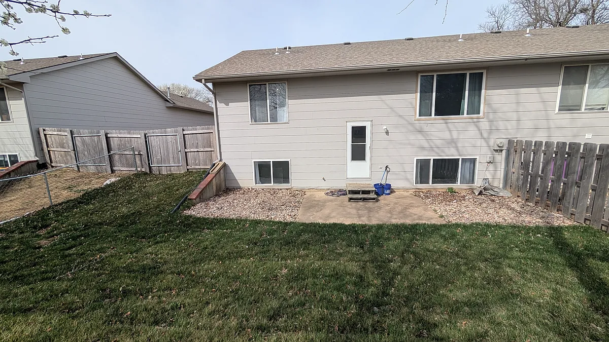 Building Photo - 1448 N Glancey St