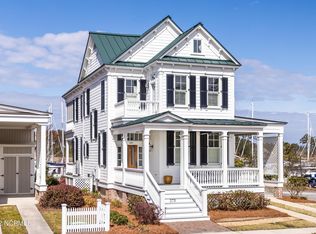 375 Harborside Rd, Oriental, NC 28571