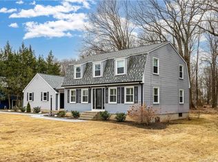 9 Catherine Ln, Suffield, CT 06078