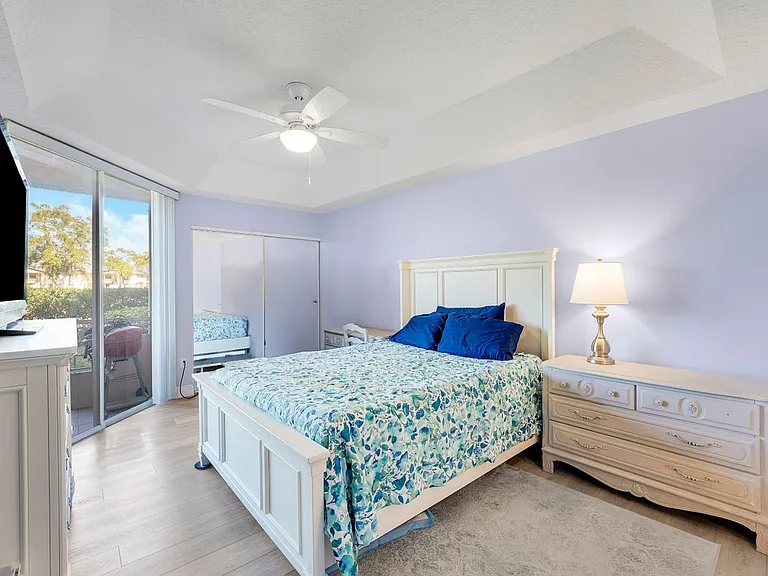 101 Muirfield Ct #C — Photo 11