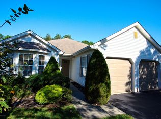 26 Sandhurst Rd, Lakewood, NJ 08701
