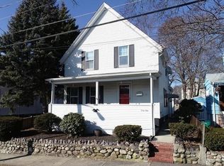 49 Woodlawn St, Lynn, MA 01904