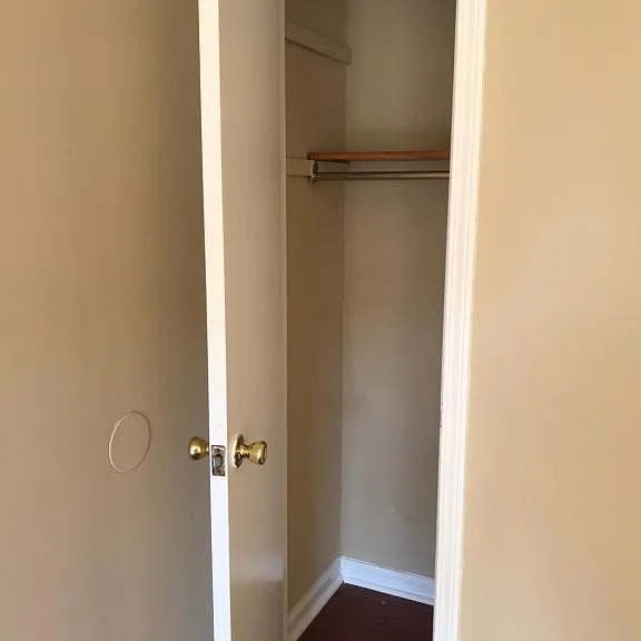1811 Dalton Ct #B — Photo 3
