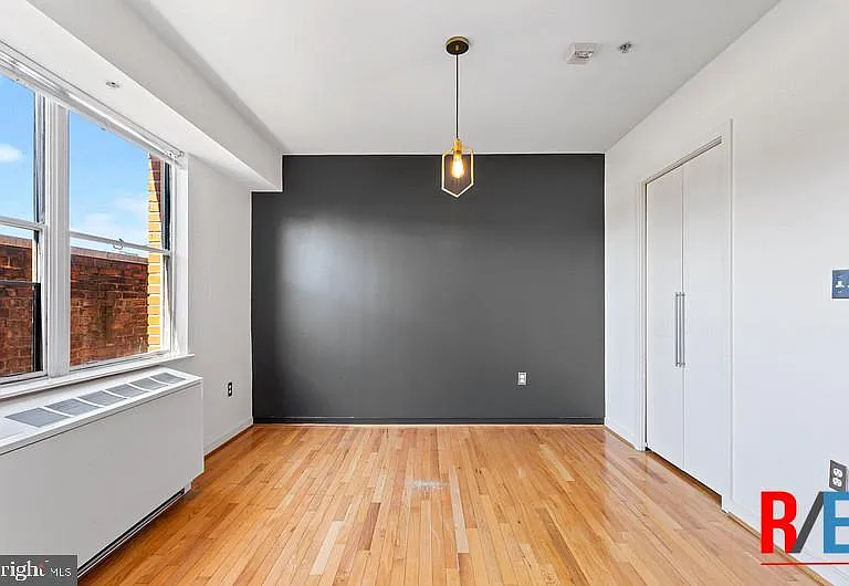 815 King St #4E — Photo 11