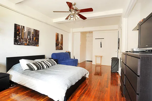 Rented by Compass | media 6