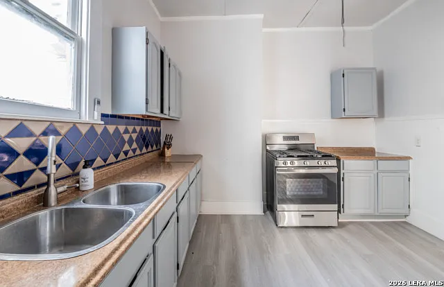 302 E Cevallos #1 — Photo 6