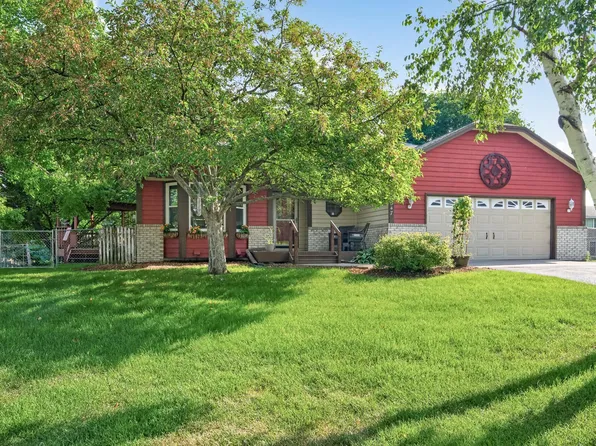 12347 Zea St NW, Coon Rapids, MN 55433