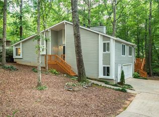 6808 Brookwood Ct, Douglasville, GA 30135