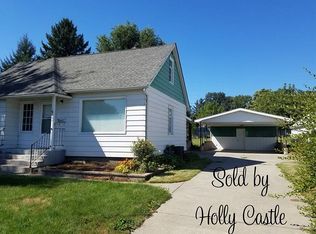 504 Crescent Dr, Grandview, WA