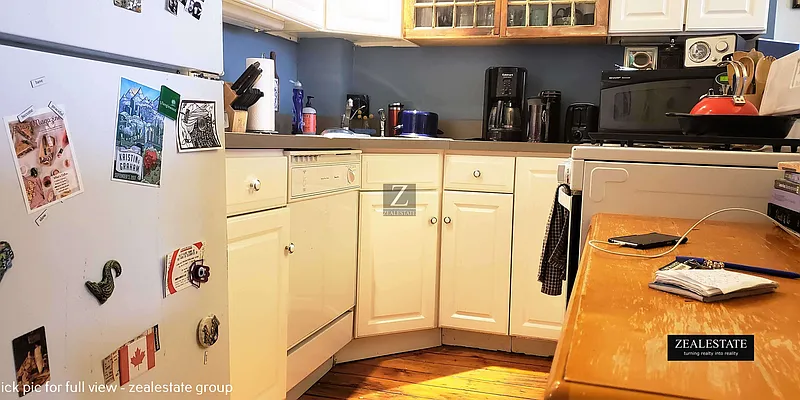 Rented by ZealEstate Group Inc | media 14