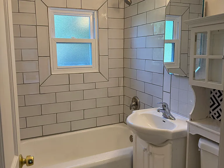 4 Linden Ave — Photo 23