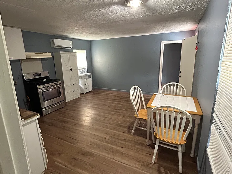 13928 Bandera St #10 — Photo 4