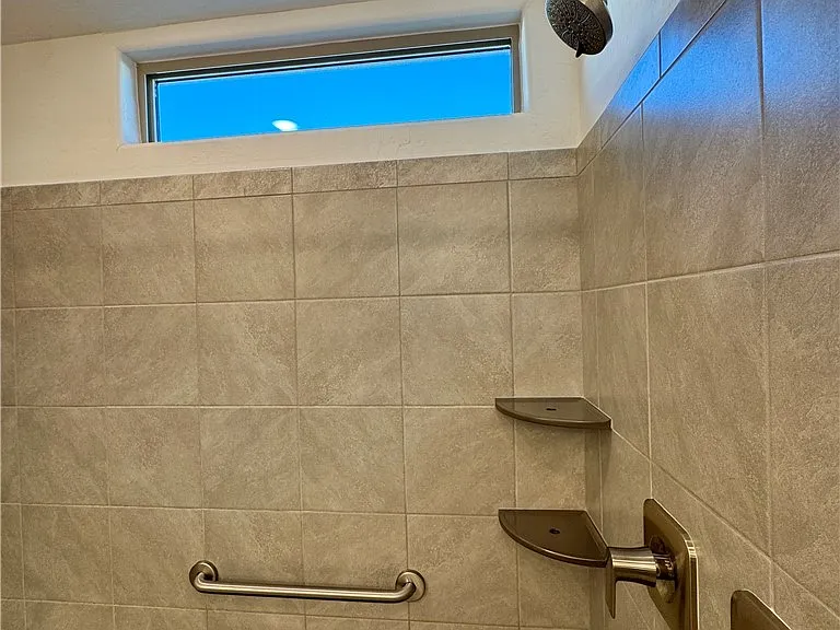 2239 Arrington Ave — Photo 29