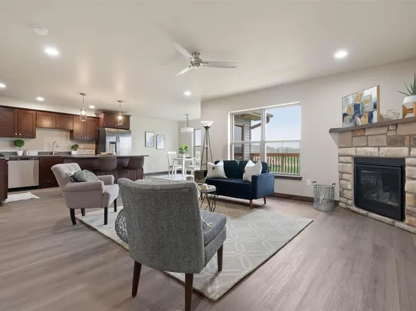225A Timberline Ter, Kalona, IA 52247