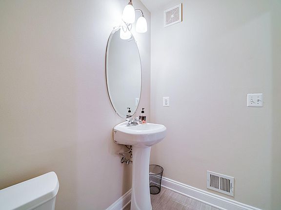 2nd image of 7110 Mason Grove Ct #28