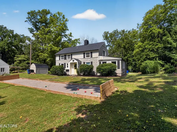 44 W Norris Rd, Norris, TN 37828