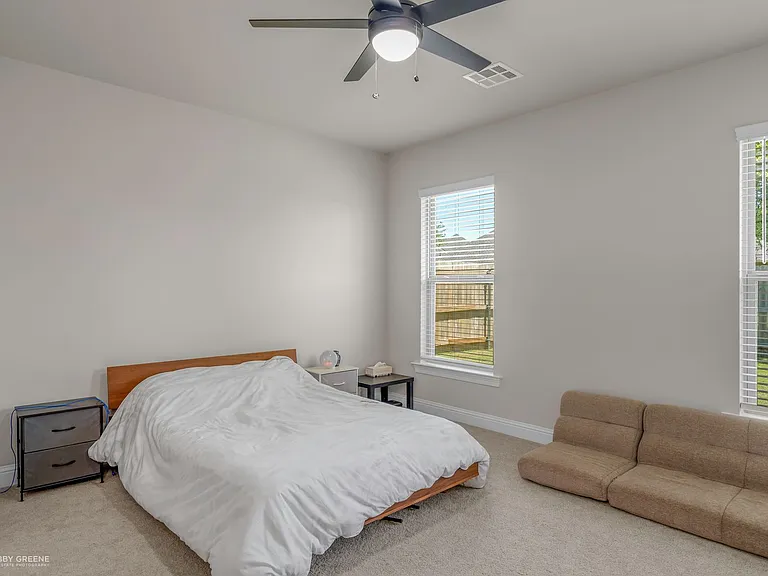 754 Crozier Dr — Photo 8