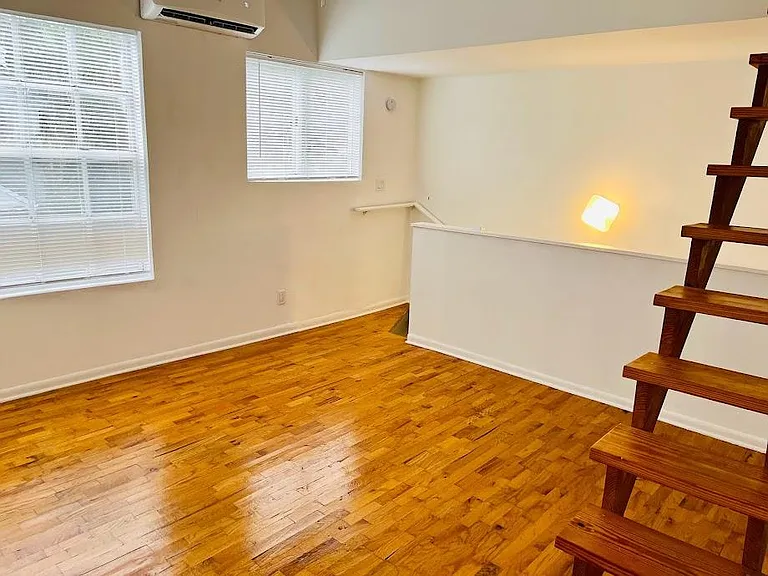 2573 Trapp Ave #B — Photo 22