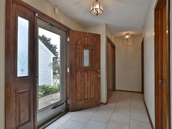 3rd image of 5190 Eaglesnest Ct