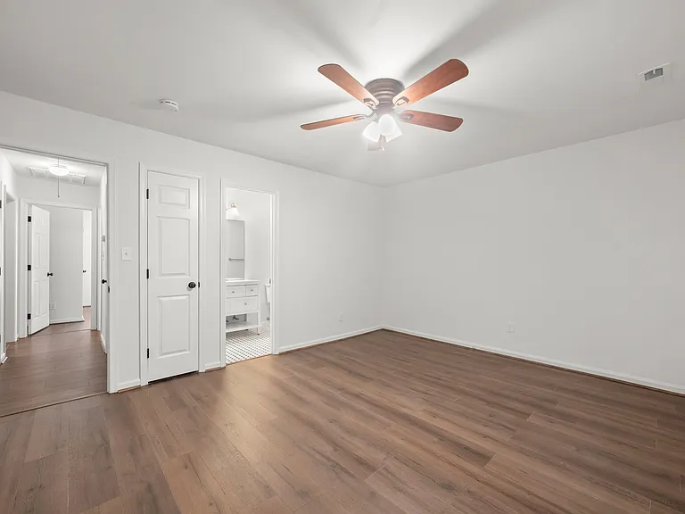 1240 Watermark Ct — Photo 14