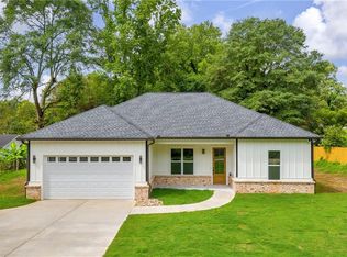 2945 Drew Valley St, Gainesville, GA 30504