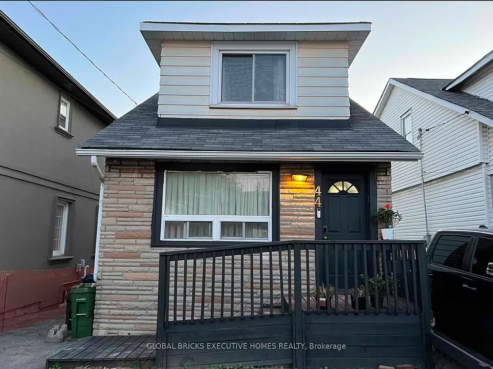 44 Mystic Ave