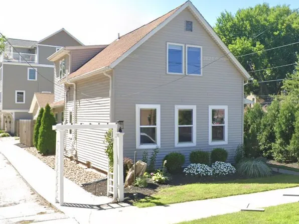1207 Auburn Ave, Cleveland, OH 44113