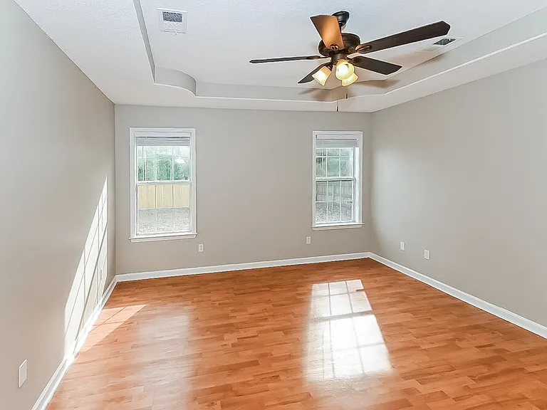 1236 Biloxi St — Photo 10