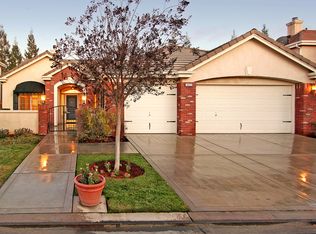10475 N Pierpont Cir, Fresno, CA 93730