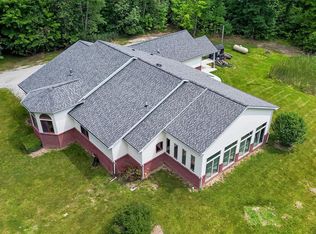 1621 Preservation Ln, Saint Clair, MI 48079