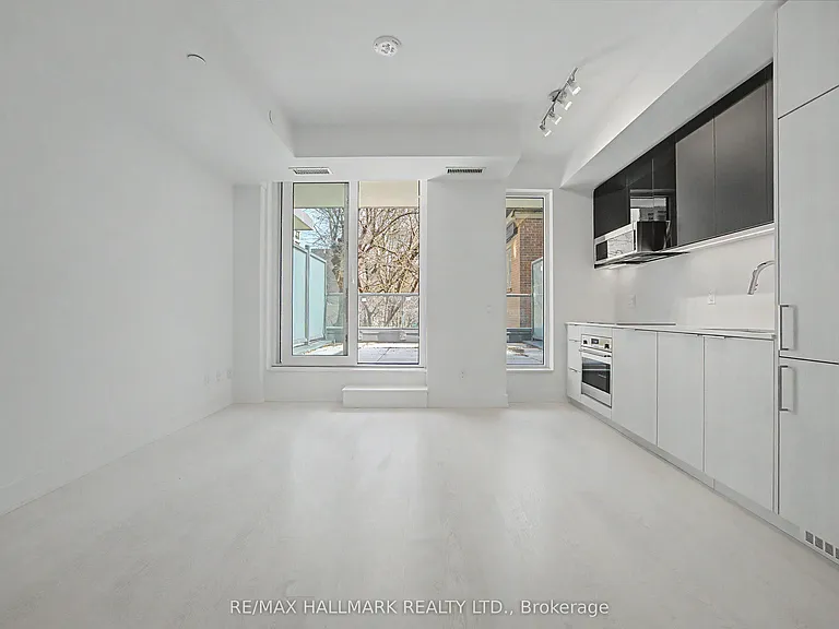 308 Jarvis St #203 — Photo 6
